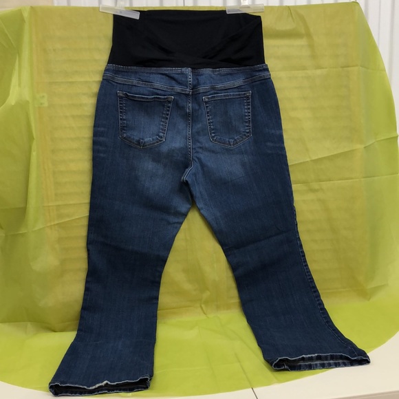 Isabel Maternity Jeans - Picture 2 of 11
